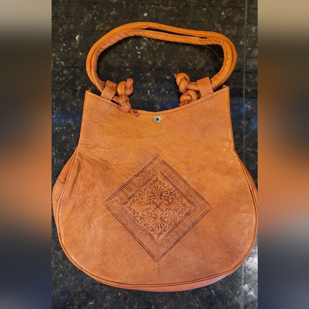 Vintage Tooled/Embossed Tan Leather Purse